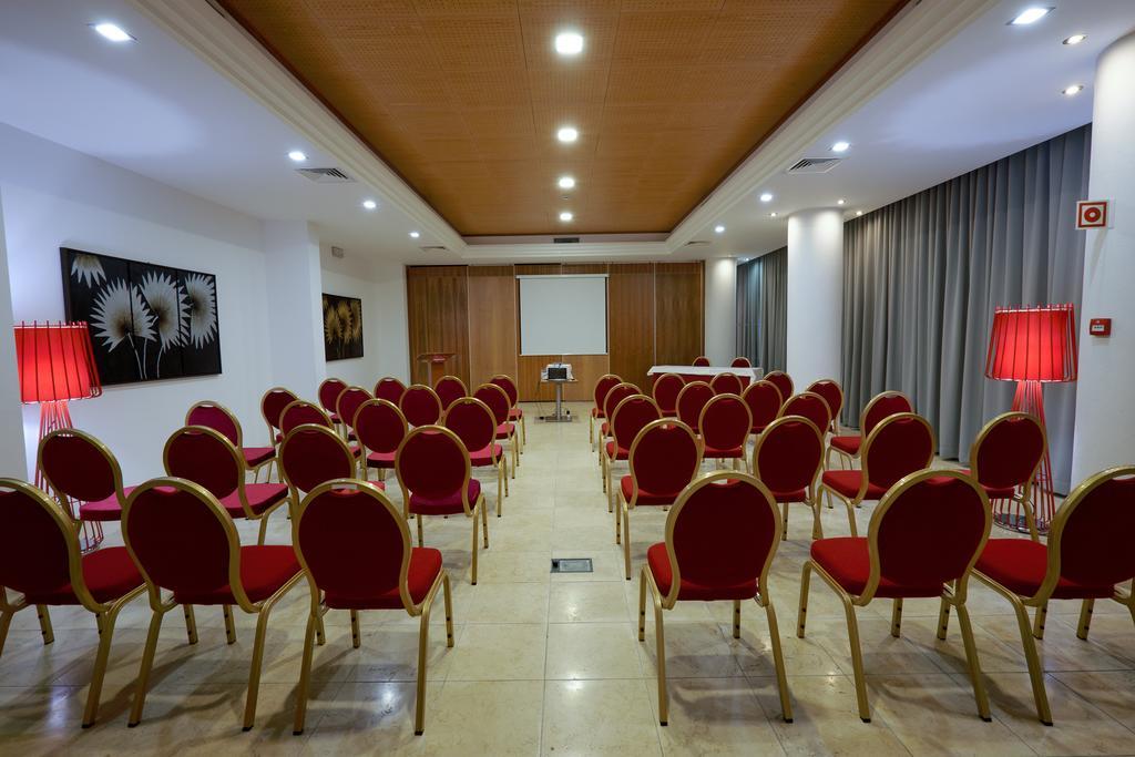 Grand Muthu Forte Do Vale Albufeira Exterior photo Meeting room